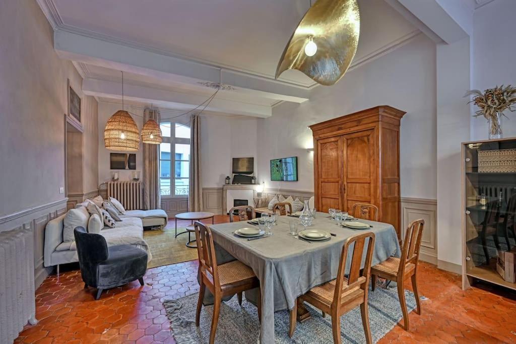 Appartement Au Coeur D'Avignon - 2 Mins Du Palais - Terrasse Isolee Extérieur photo